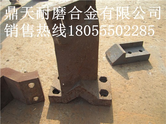 山東路達(dá)瀝青攪拌機(jī)襯板配件，山東路達(dá)拌合機(jī)葉片配件供貨商